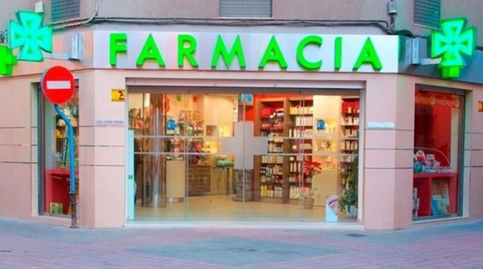 Atracan una farmacia de Madrid aprovechando los aplausos ...