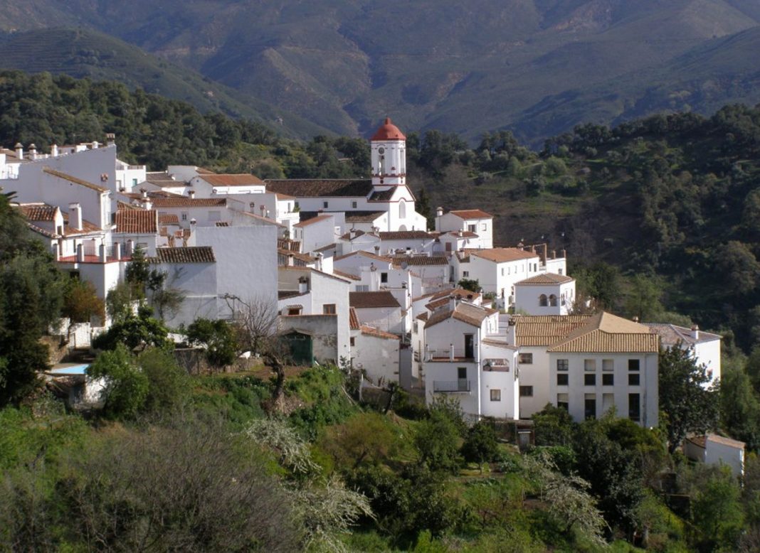 GENALGUACIL (MÁLAGA)