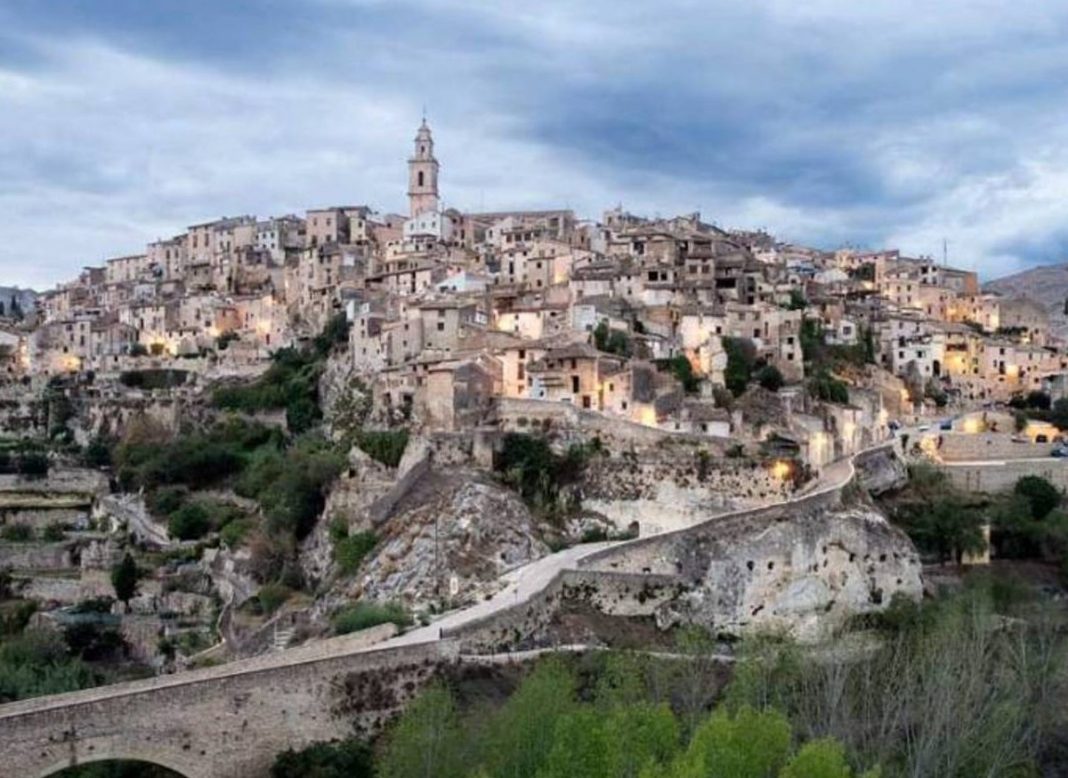 BOCAIRENT, UN PUEBLO MÁGICO DE VALENCIA