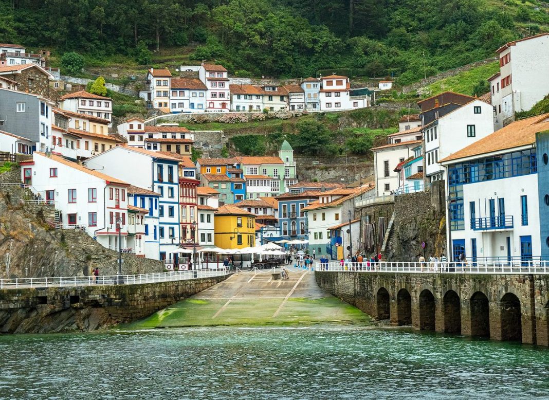 Alojamientos turísticos asturianos vuelven a abrir tras cinco meses cerrados