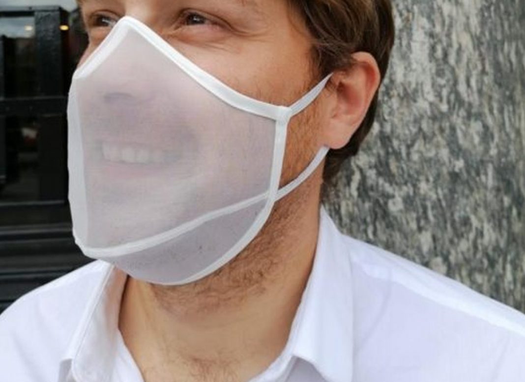 LA MASCARILLA TRANSPARENTE SÍ SE PUEDE VENDER EN ESPAÑA