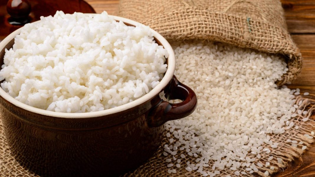 Los motivos por los que deberías dejar de comer arroz blanco