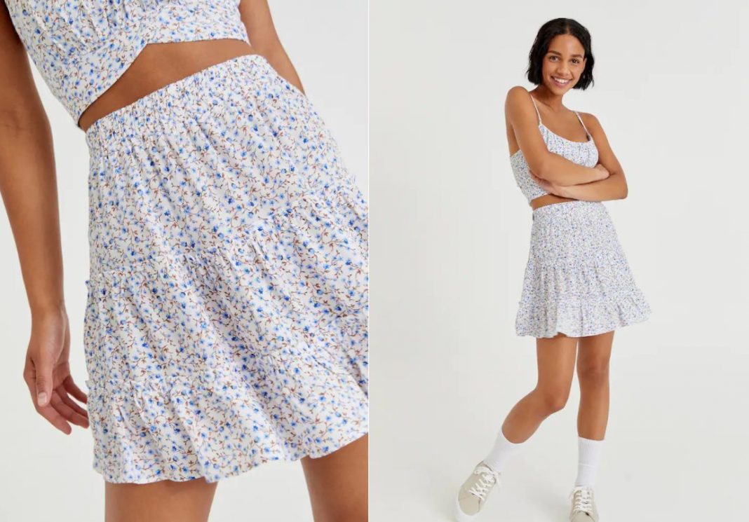 minifalda flores pull&bear