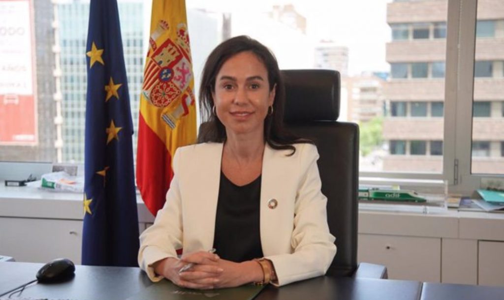 Isabel Pardo de Vera, presidenta de Adif, ocultó el pago por adelantado en el contrato oficial a la trama Koldo
