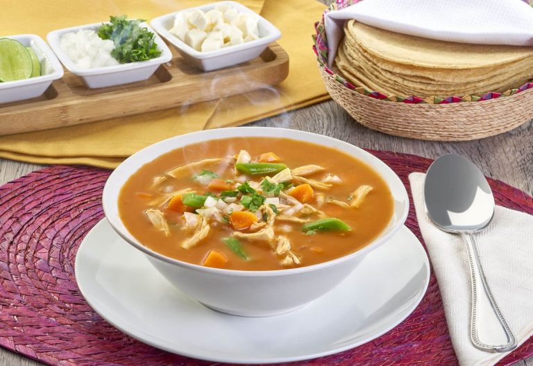 caldo tlalpeño