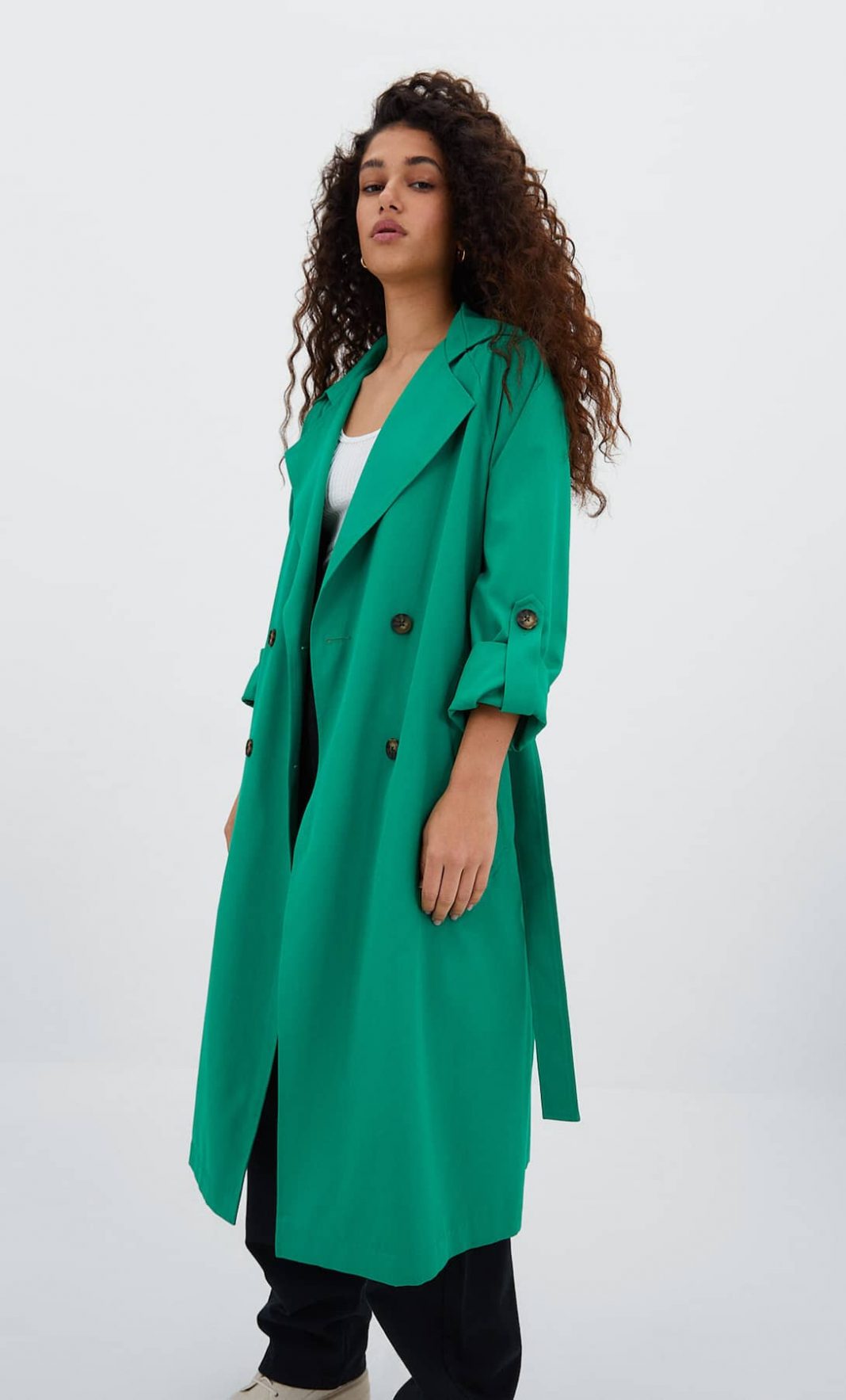 trench fluido verde stradivarius