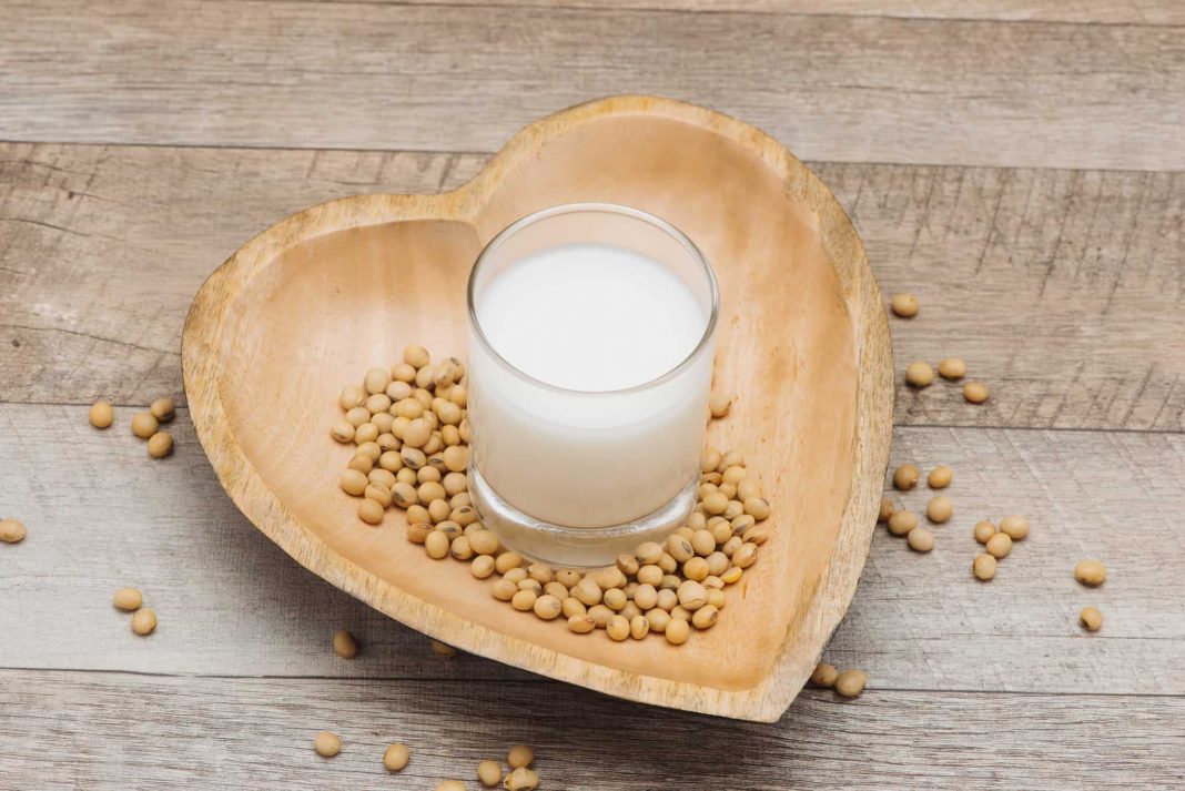 Leche de soja: Beneficios para la salud