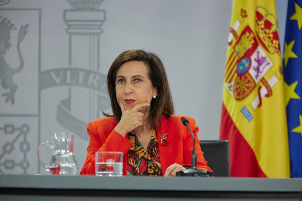 La ministra Margarita Robles se perfila como la sustituta de Pedro Sánchez