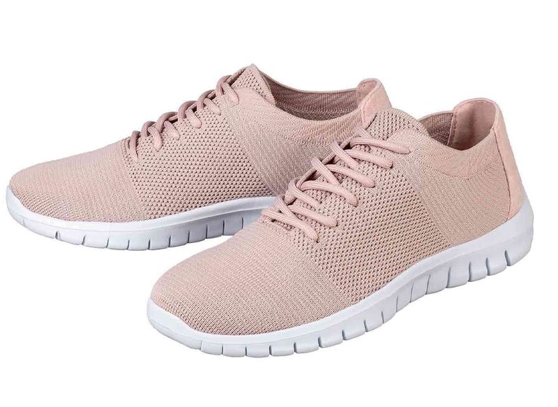 DEPORTIVAS ROSAS CON CORDONES PARA MUJER