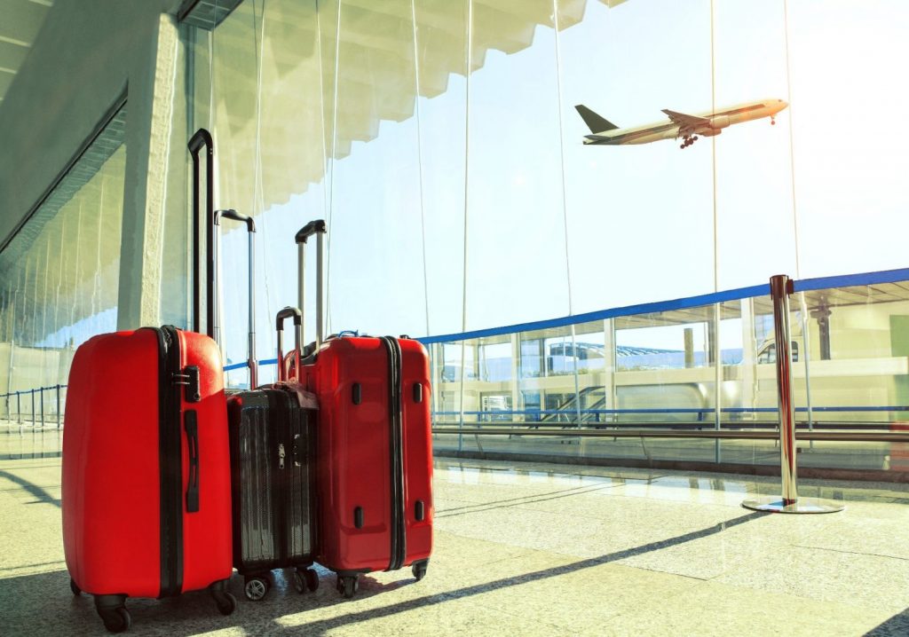 El truco para evitar que las aerolíneas te cobren por el equipaje
