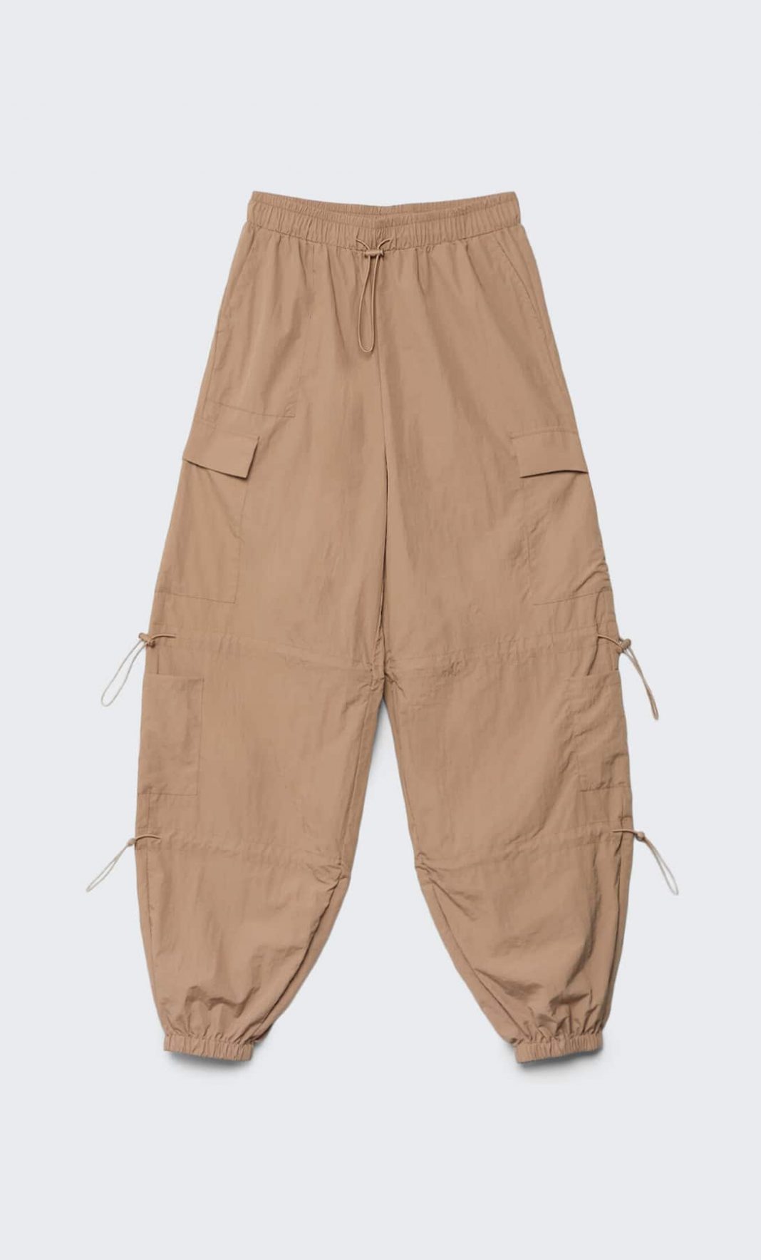 pantalon cargo nylon stradivarius