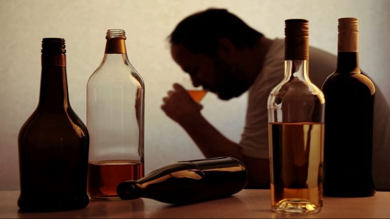 ¿Qué se puede hacer para reducir el consumo excesivo de alcohol?