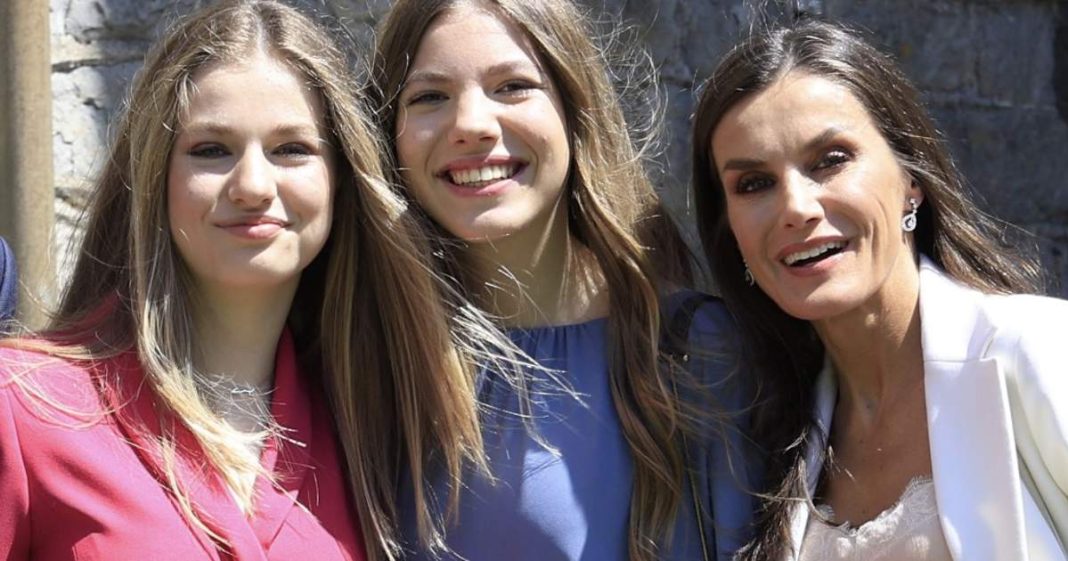 reina letizia y sus hijas