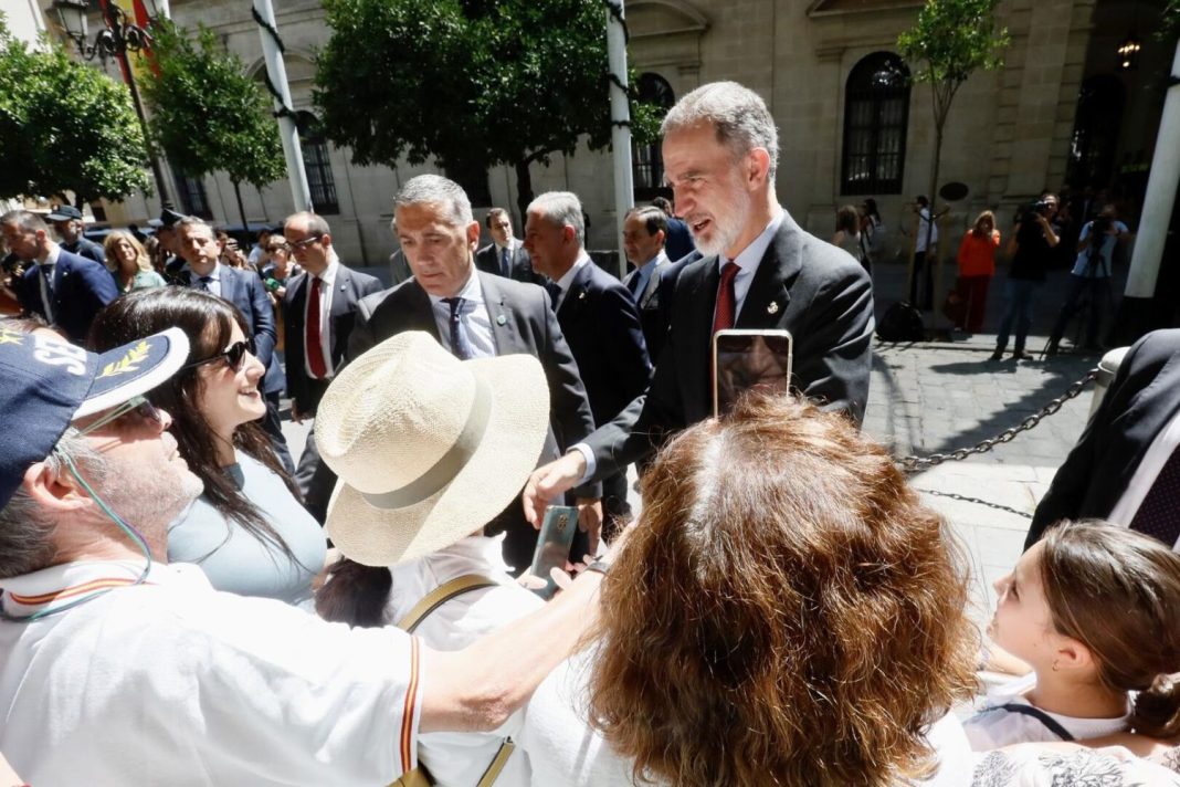 ciudadanos sorprendidos