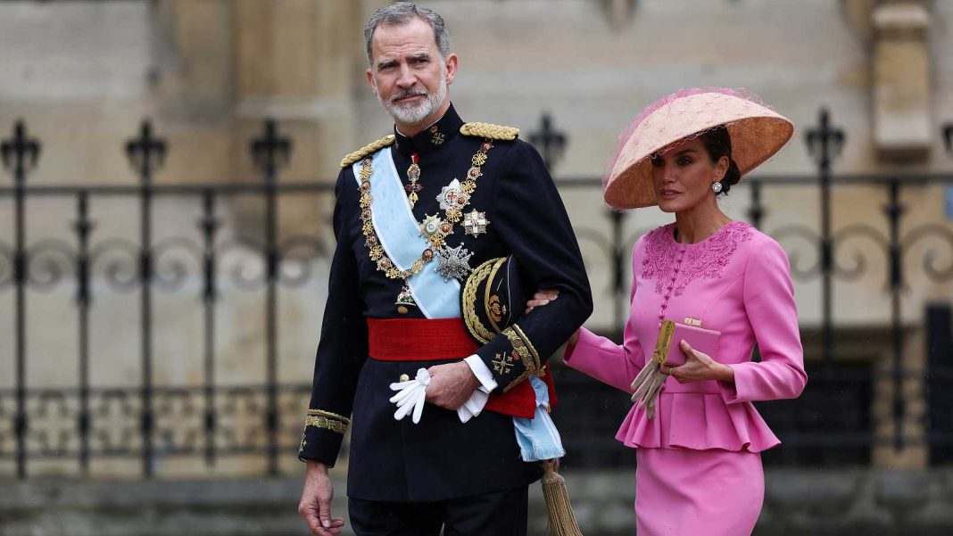 zarzuela esconde el pasado de felipe vi