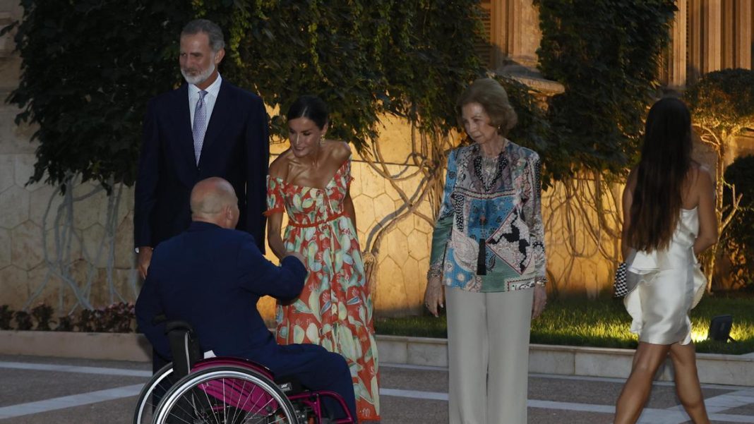 encuentro autoridades