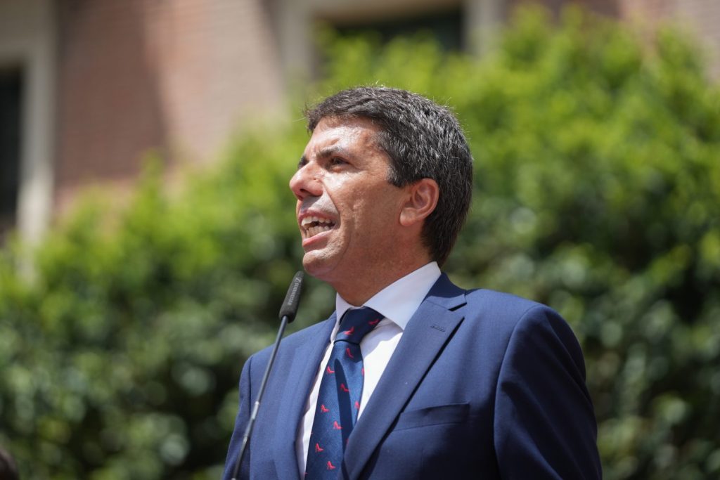 Carlos Mazón eliminó el Impuesto de Donaciones y Sucesiones a la semana de tomar el cargo