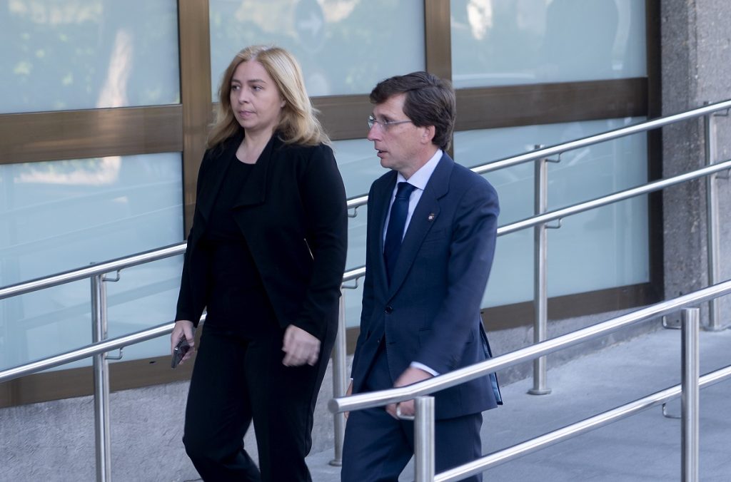 El alcalde de Madrid, José Luis Martínez-Almeida, deposita toda su confianza en la vicealcaldesa, Inma Sanz.