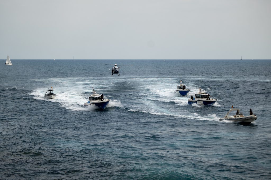 Joan Ignasi Elena busca tener la competencia del mar con los Mossos d'Esquadra frente a la Guardia Civil