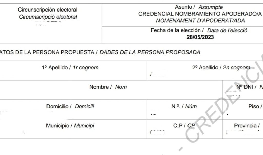 Una de las credenciales robadas a Junts en el día de la consulta a la militancia 