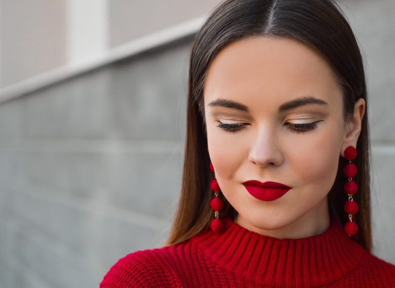 Descubre la revolución beauty en TikTok con tres increíbles trucos de maquillaje que conquistan corazones. ¡Deslumbra con estilo!