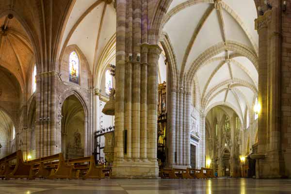 LA CATEDRAL DE MURCIA Y SUS  FESTIVALES