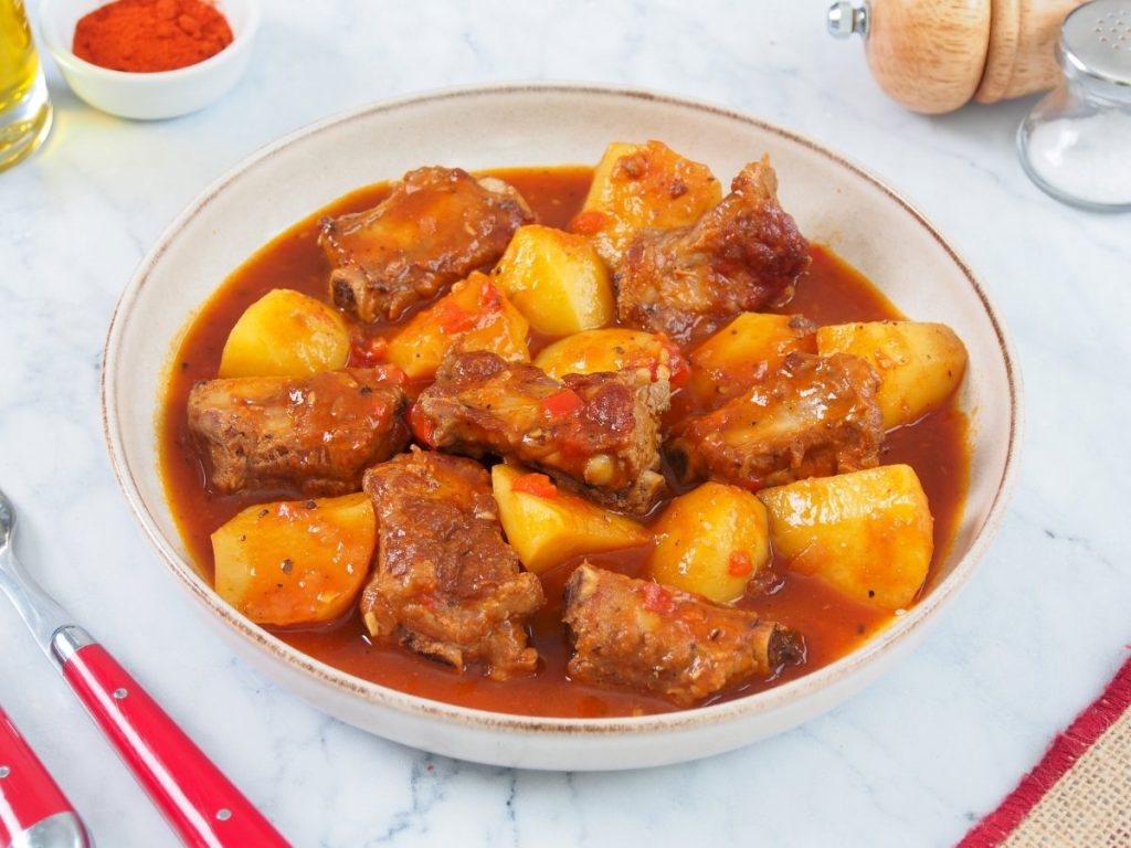 patatas con costillas de cerdo Moncloa