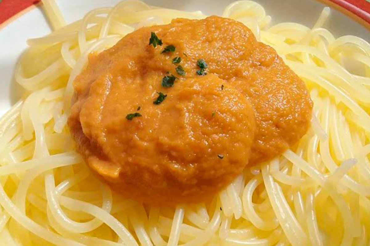 CENA ESTRELLA: PASTA CON SALSA DE CALABAZA