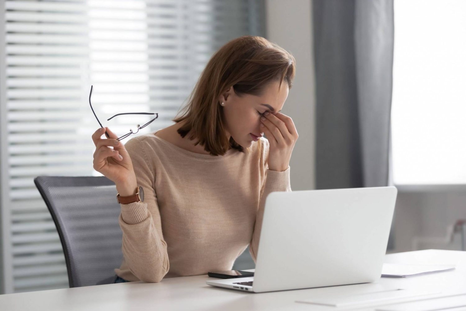 UN RESPIRO PARA TUS OJOS: COMPRESAS Y MASAJES