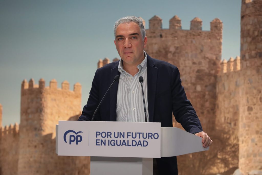 El jefe analítico del PP, Elías Bendodo, abre el cisma en el PP por el fichaje de Sanmartín | Fuente: Agencias