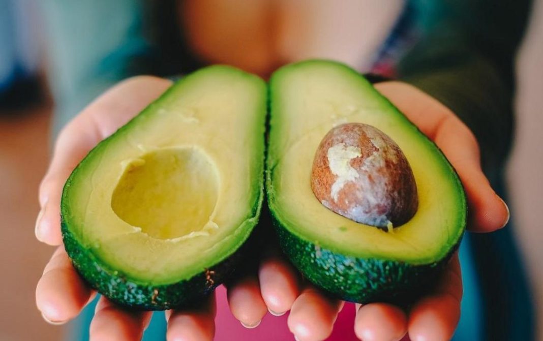 Beneficios de comer aguacate