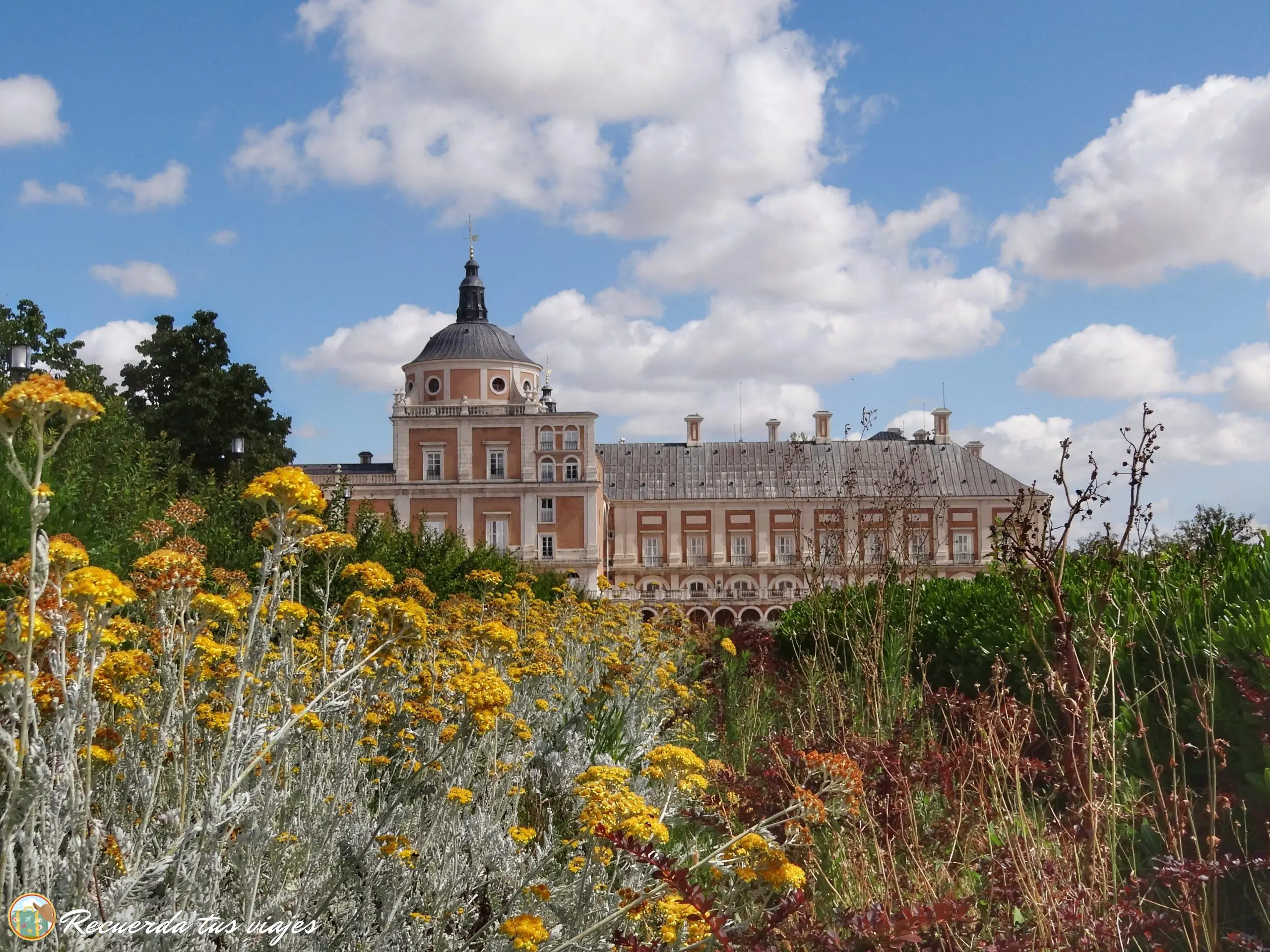 ARANJUEZ UNA DE LAS ESCAPADAS A 45 MINUTOS DE MADRID