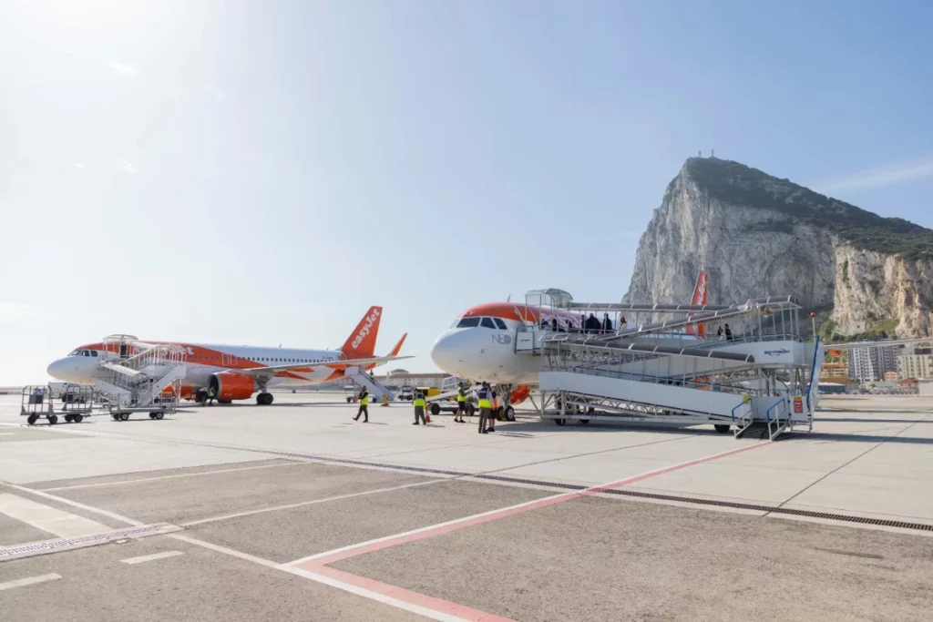 Juanma Moreno considera que después del Brexit la situación es insostenible en Campo de Gibraltar.