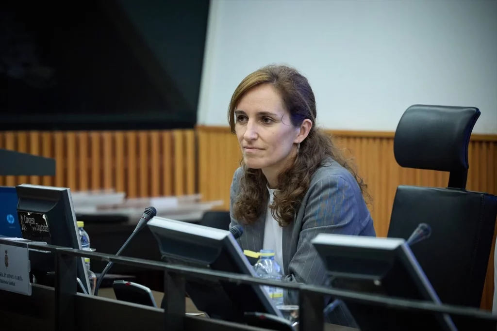 Mónica García ficha a Pau Gasol para impulsar su carrera en la OMS