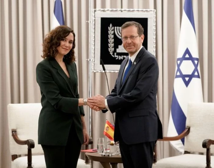 Isabel Diaz Ayuso Israel Moncloa