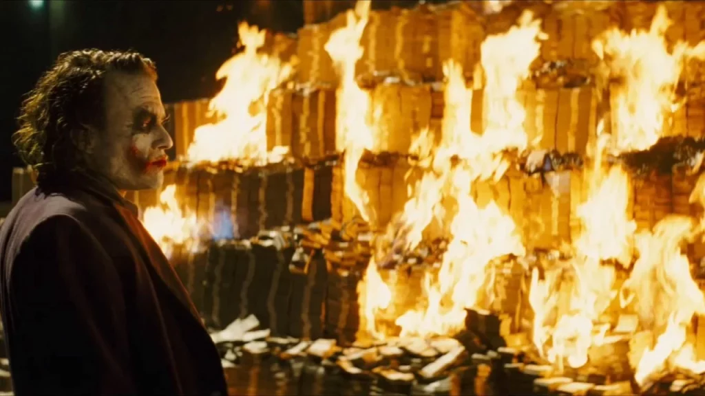 Las razones por las que no se puede quemar dinero en las películas