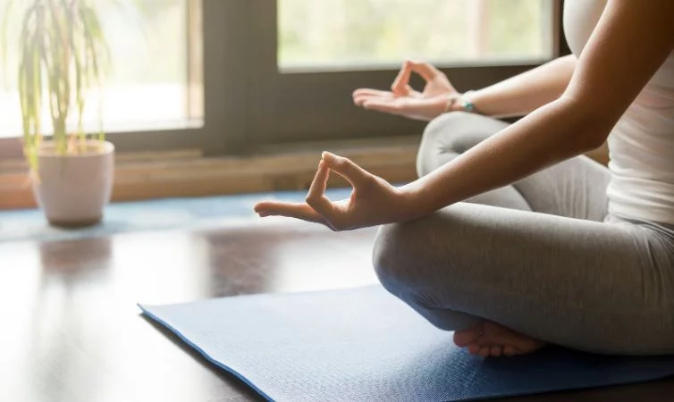 ¿Cómo debemos iniciar la meditación?