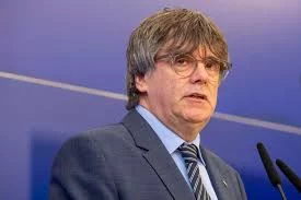 Puigdemont baraja un regreso sorpresa a España según fuentes cercanas a Junts