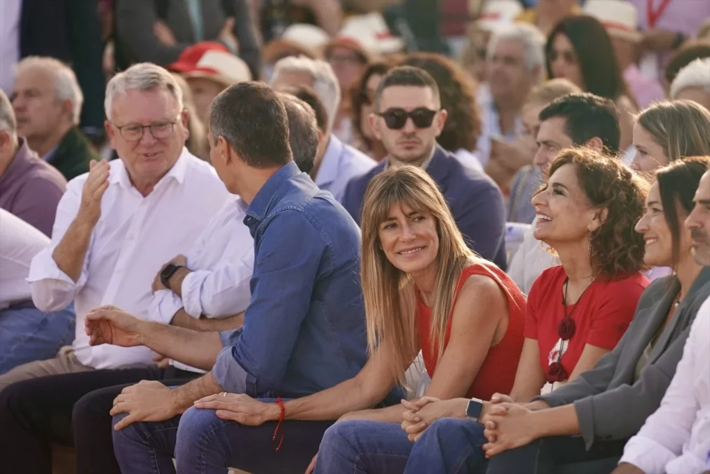 Begoña Gómez en la campaña del PSOE.