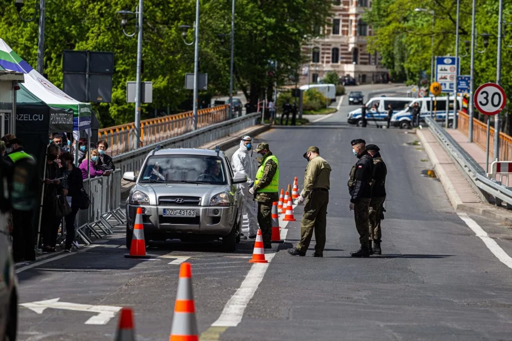 EuropaPress 4030552 policias frontera alemania polonia Moncloa