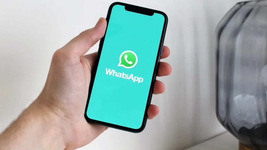 Cómo se cambia el icono de WhatsApp en modo “Del Revés 2”