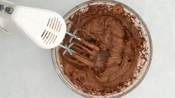 Preparación del buttercream de chocolate