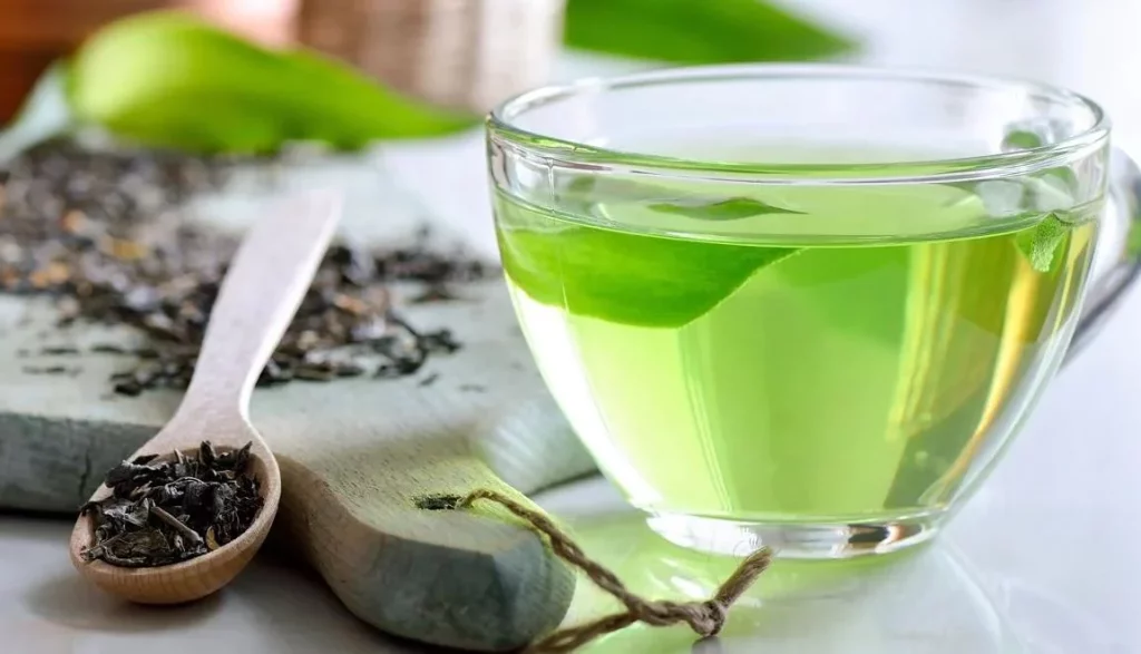 ¿El té verde es un buen sustituto para el café?
