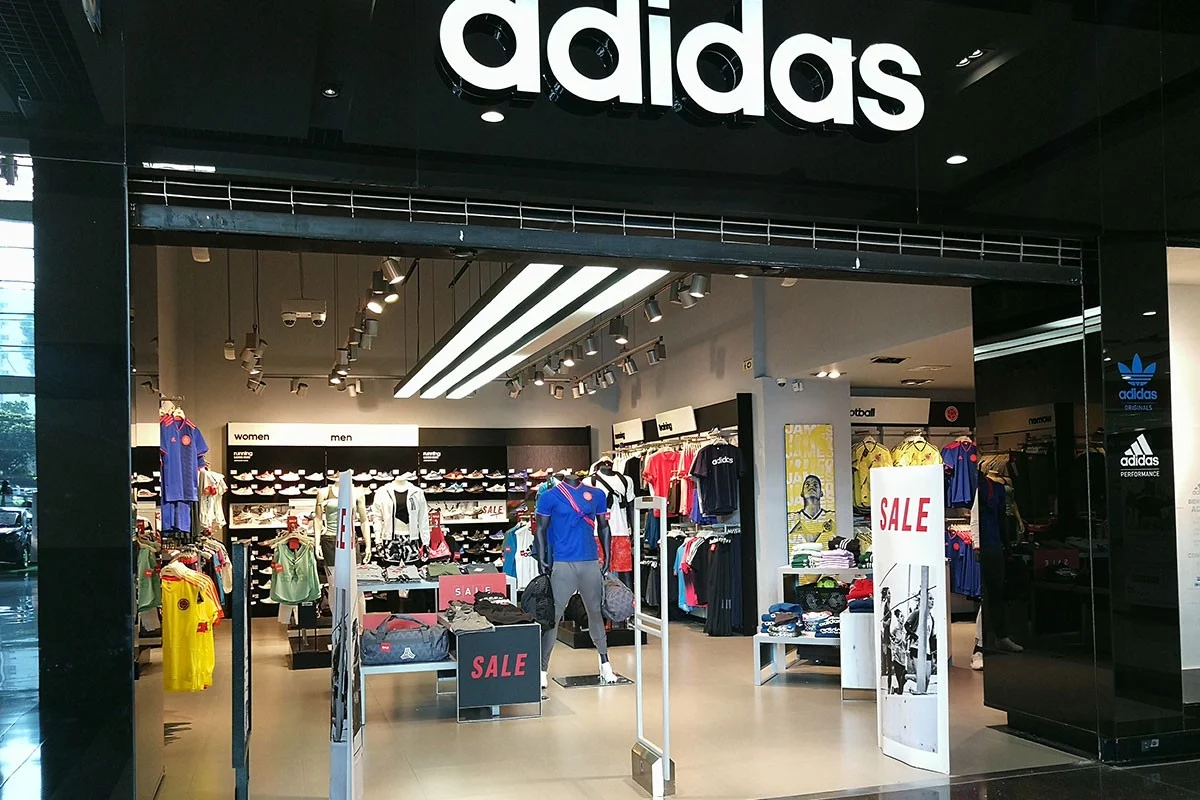 tienda adidas Moncloa