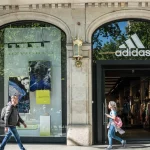 4 vestidos casuales de Adidas para lucir impecable y cómoda en agosto