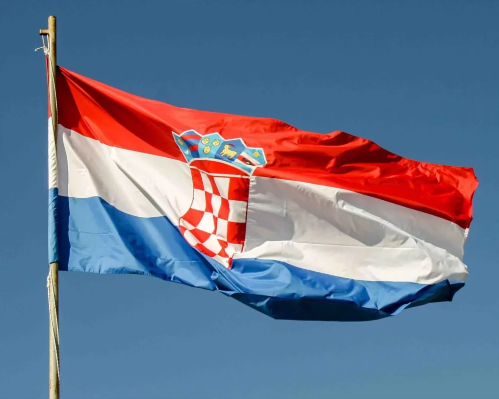 EuropaPress 5589964 bandera croacia Moncloa