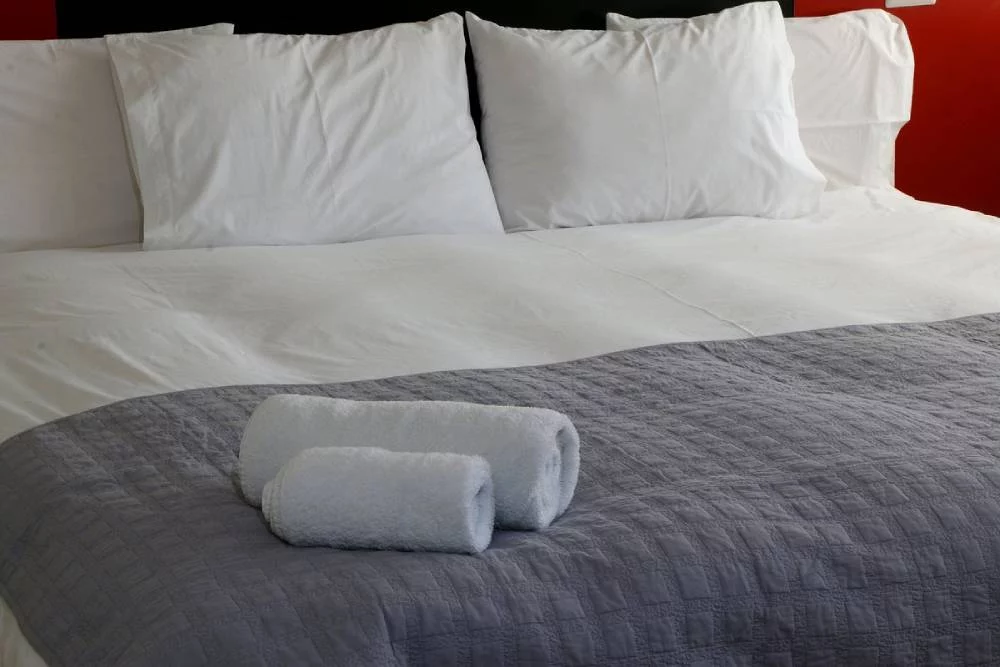 Otro truco fundamental para la limpieza en hoteles: almohadas perfectas 