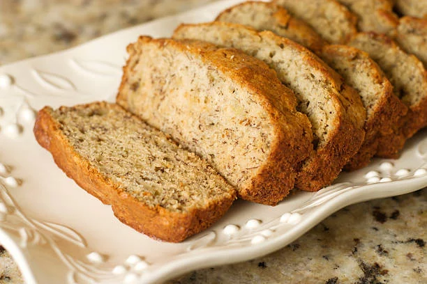 Ingredientes y primeros pasos para hacer el pan de plátano