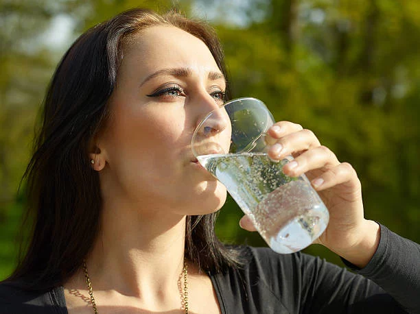 Consejos antes de beber agua con gas