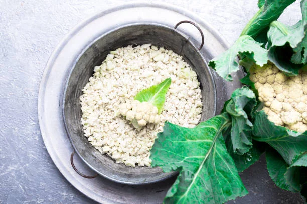 Receta con migas de coliflor de Mercadona